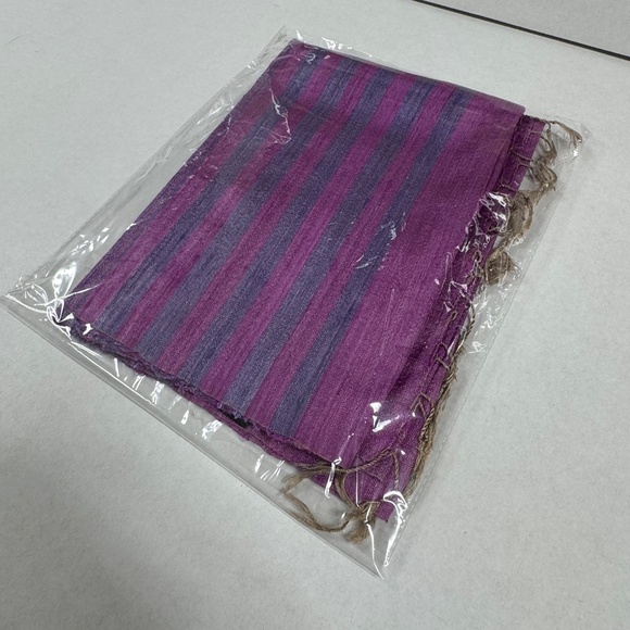 Rustic Design Silk Scarf - 72"x24" - NEW in Bag. - Picture 10 of 10